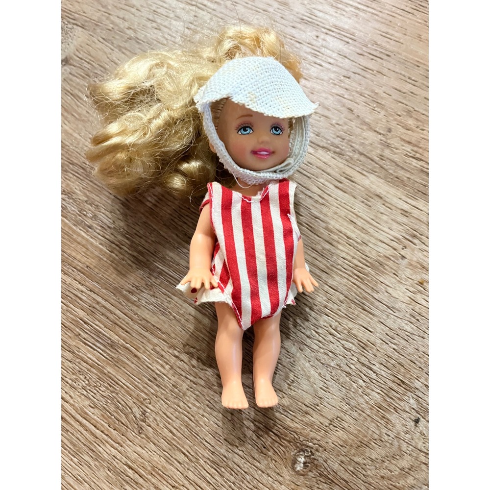 Vintage Mattel Barbie Kelly 2004 Mattel Beach Time Kelly doll